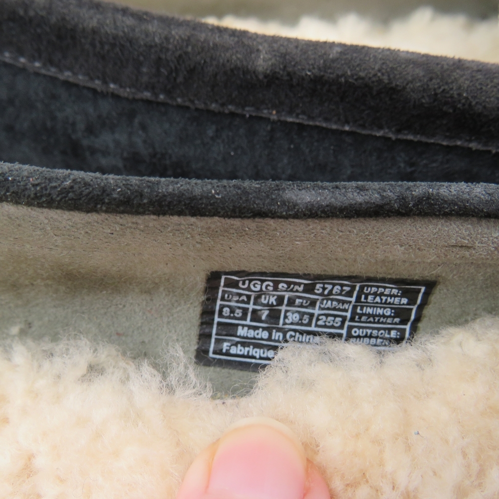 Ugg Retreat Black Suede Driving Loafers - Picture 6 of 16